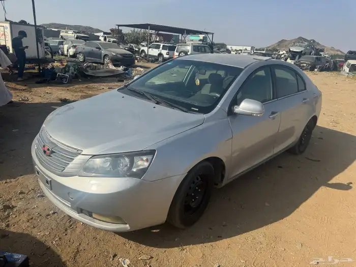 للبيع قطع غيار جيلي 2013 7