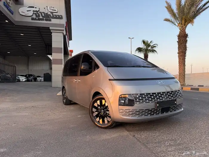 هونداي ستاريا 2022 (ديزل) 12 راكب 2