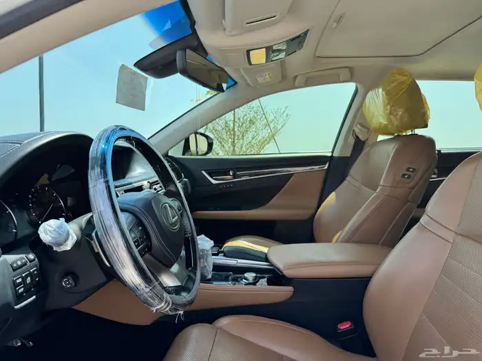 للبيع لكزس GS200t 2016 نظيف 28