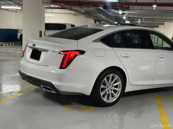 كاديلاك CT5 2024 6