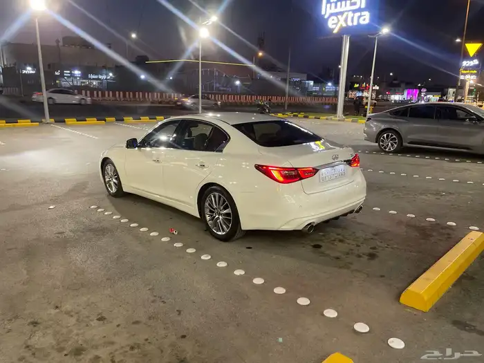 Infinity Q50 v6 twin turbo 2020 4