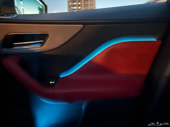 جاكوار F-pace 20