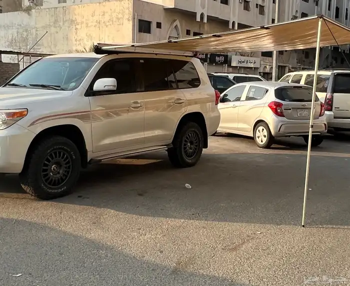 للبيع مظلة رحلات لجميع انواع السيارات 0