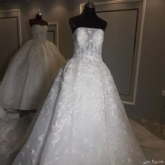 تفصيم وتصميم فساتين العروسه على حسب الطلب 0