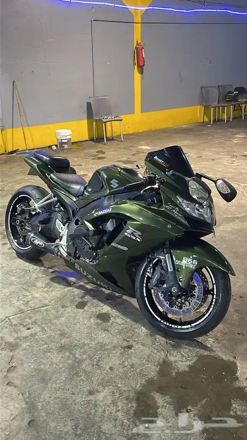 دباب سوزوكي 750 ريس 2009 5