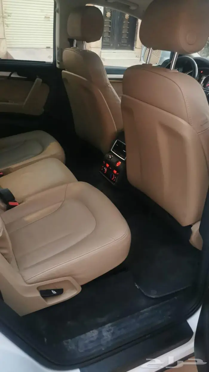 اودي Q7 للبيع 10