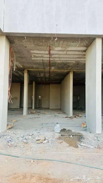 للايجار محل تجاري في حي القادسية   رقم العرض H989 4