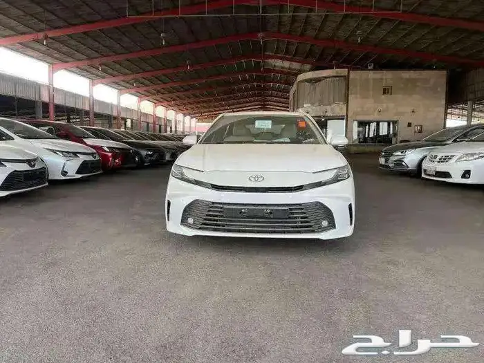 تويوتا كامري ال اي بنزين 2025 كاش واقساط 2