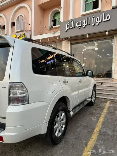 ( تم البيع ) ميتسوبيشي باجيرو GLS 2010 3.5 7