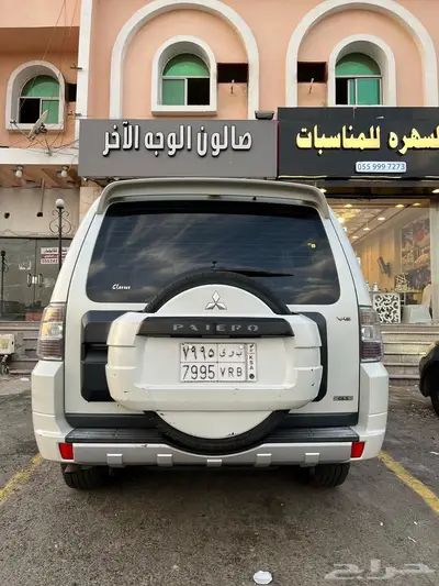 ( تم البيع ) ميتسوبيشي باجيرو GLS 2010 3.5 6