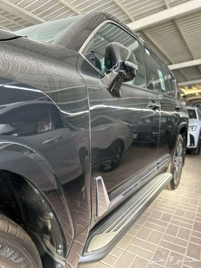 لكزس LX 600 BB 2025 جديد 4