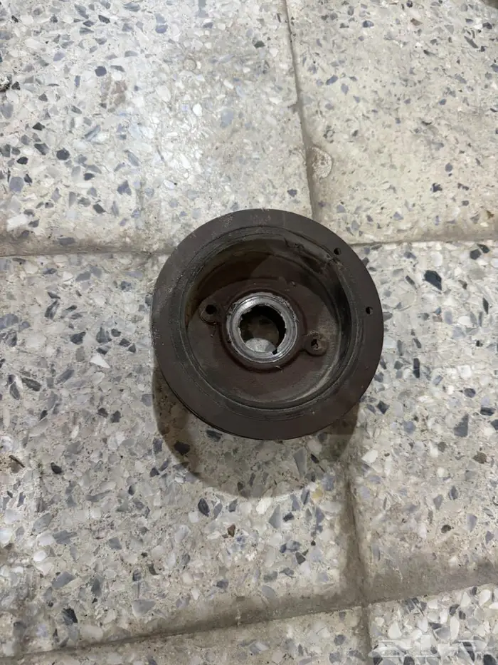 للبيع قطع مكينه هايلكس 4