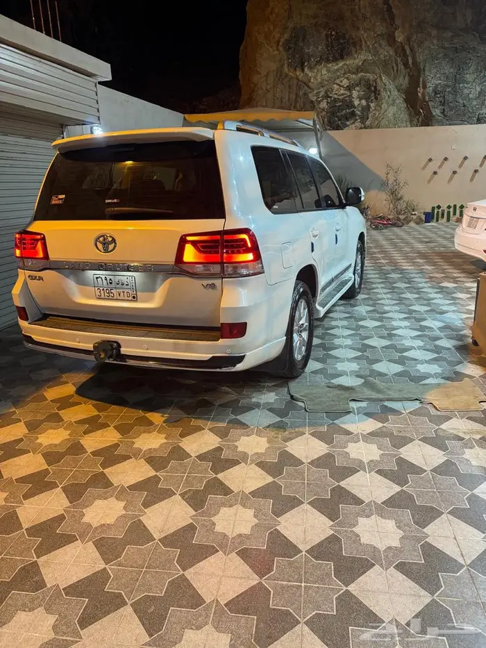 للبيع لاكندروزر2019 1