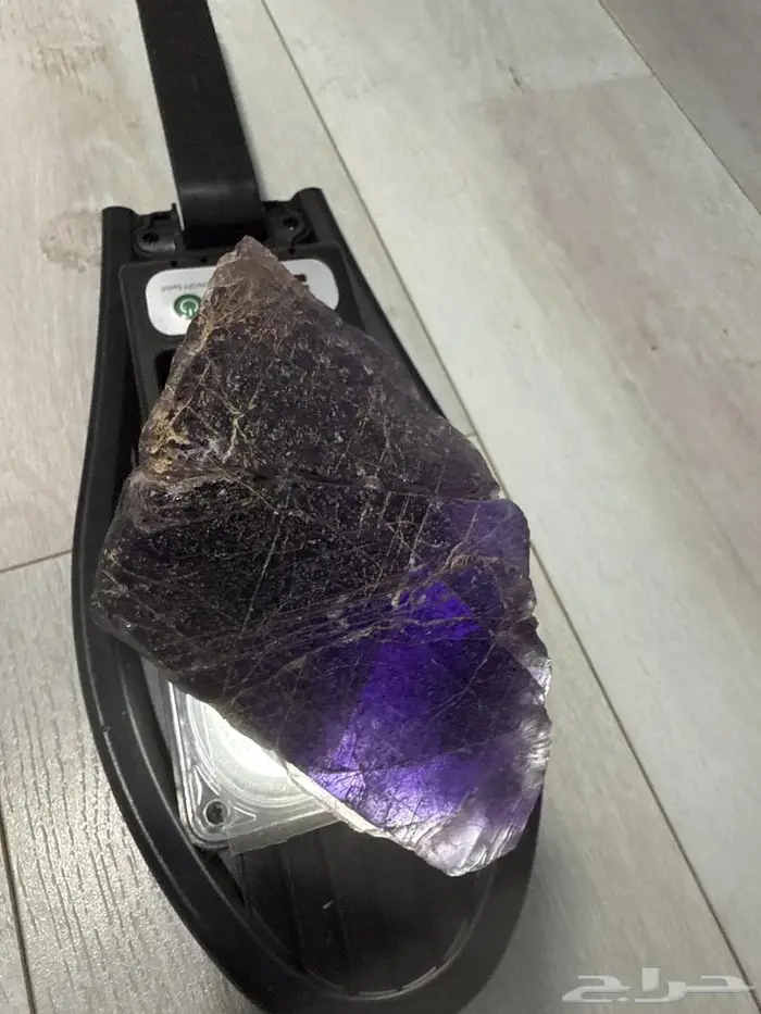 حجر تنزانيت خام للبيع 0