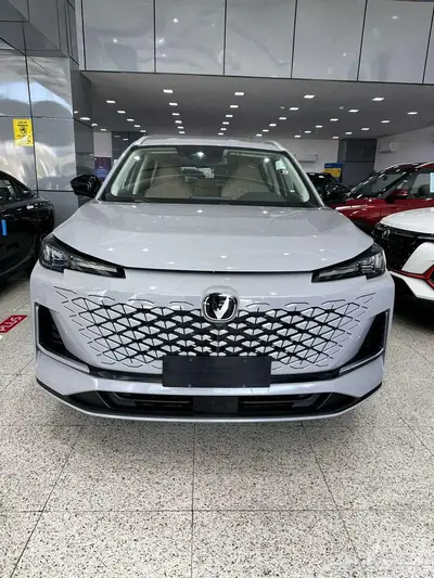 شنجان - يو ني اس - 2025 UNI S 0