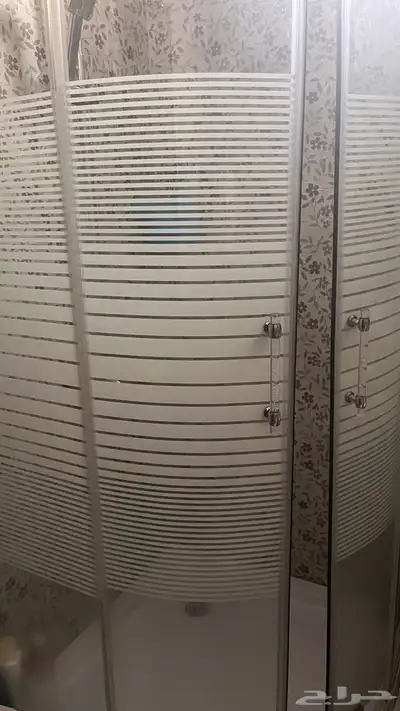 للبيع كبينة مروش ب300 4