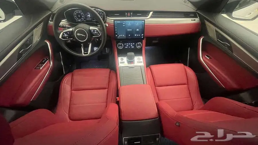Jaguar F-Pace 2024 6
