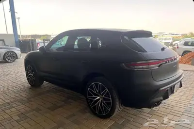 2023 Porsche Macan 1