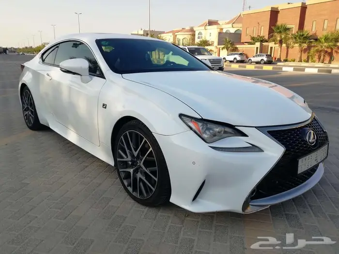 لكزس RC-F Sport 0