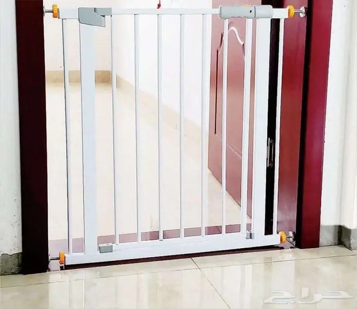 حاجز درج اطفال لحماية طفلك مناسب للسلالم وللحوائط 12