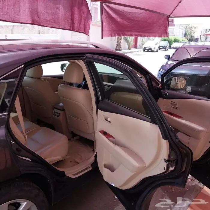 لكزس RX350 2011 7
