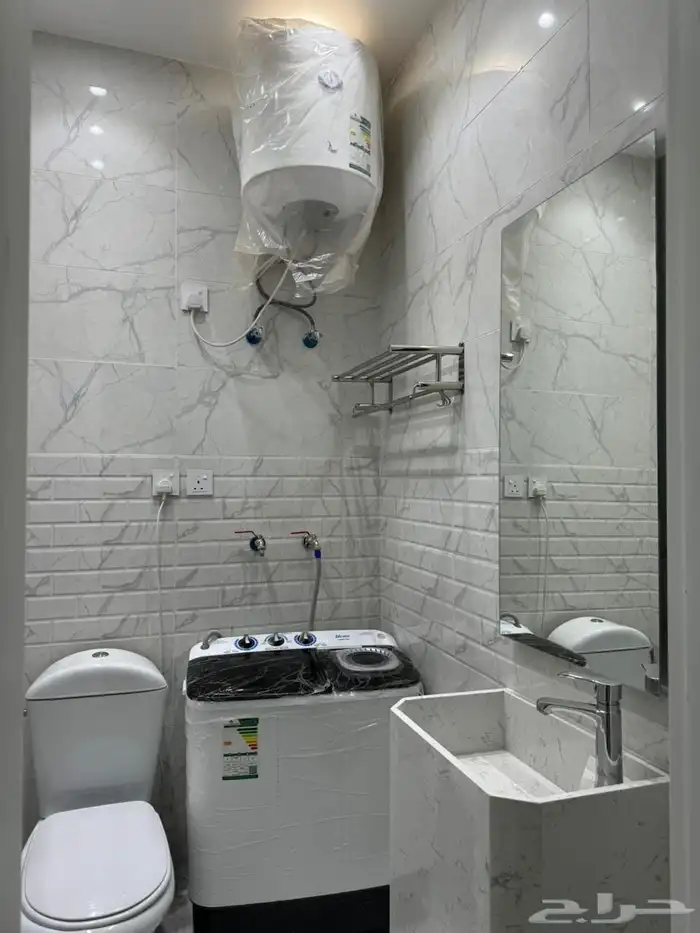 شقة روف سطح واسع مفروشة تأجير محجوزه إلى 29 ذو الحجه 12