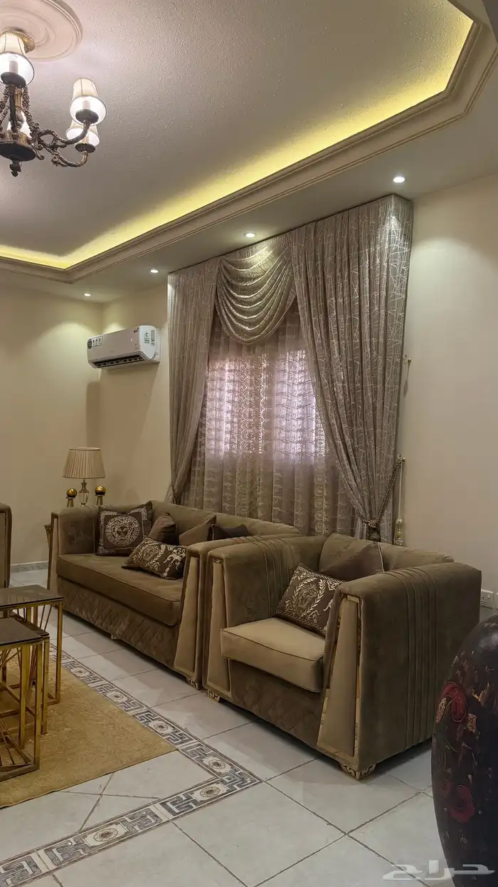 مجلس ضيوف (شبه جديد) للبيع 1