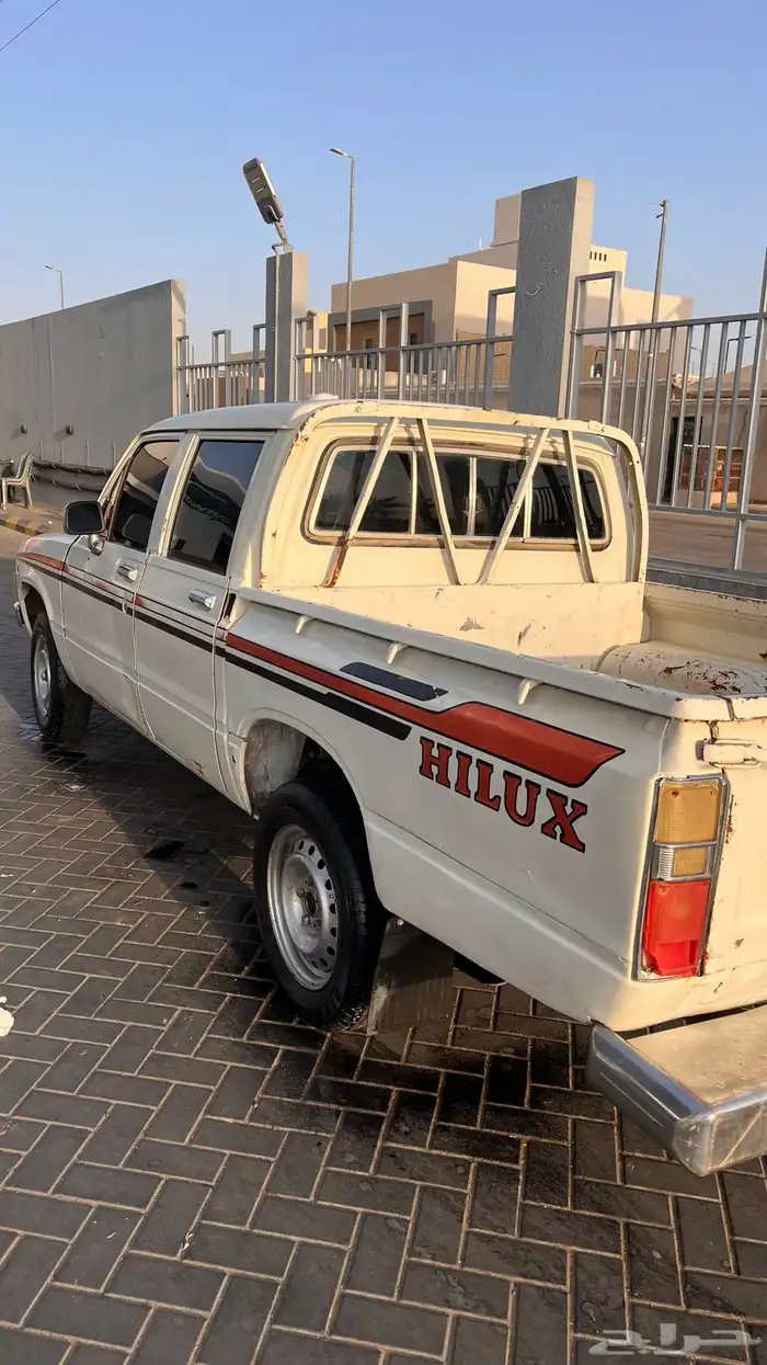 هيالكس 1981 5