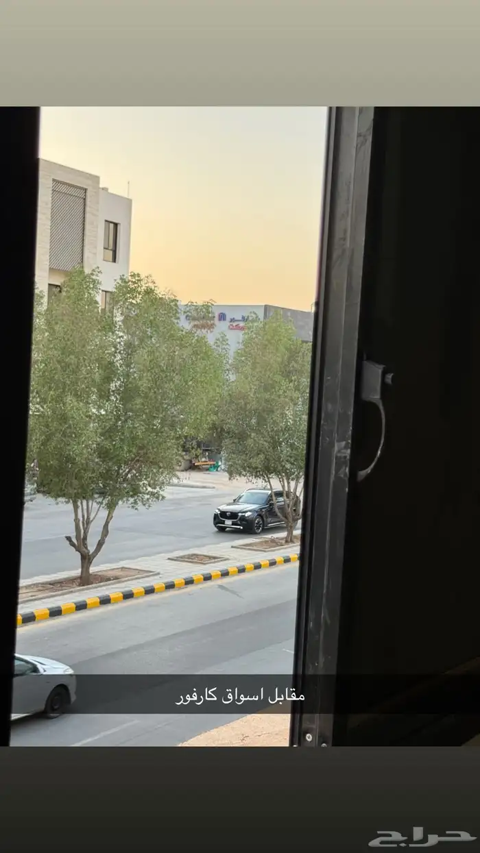 شقة فاخره للايجار بحي القدس مقابل اسواق كارفور 1