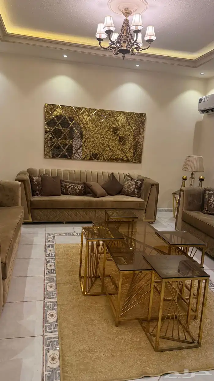 مجلس ضيوف (شبه جديد) للبيع 2