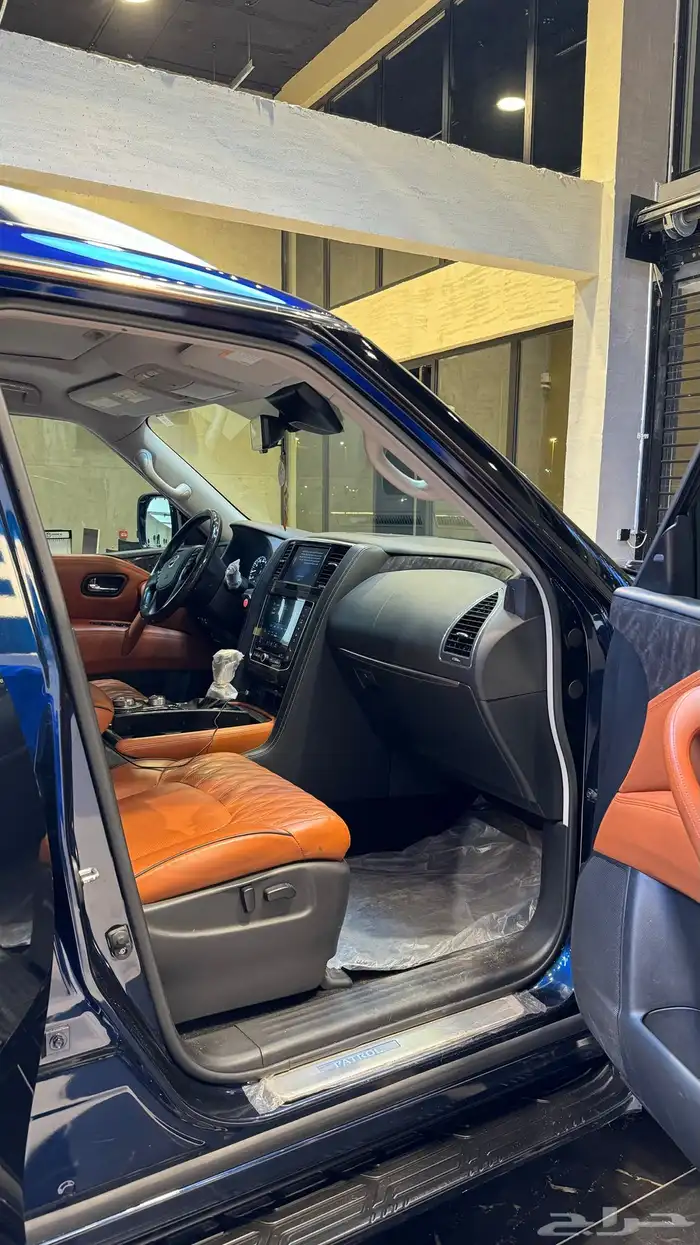 جيب نيسان بلاتينيوم 7