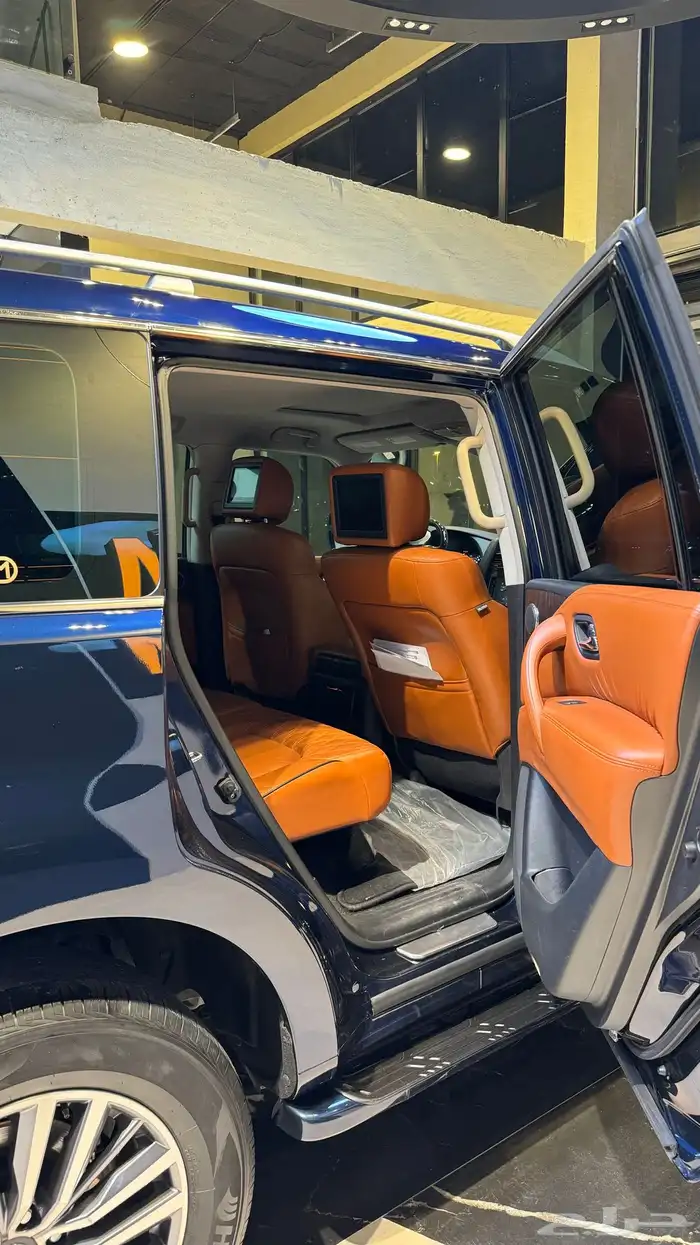 جيب نيسان بلاتينيوم 8