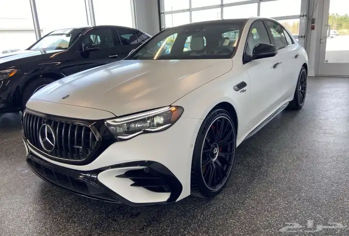 2025 Mercedes E53 AMG سعر جدا منافس 1