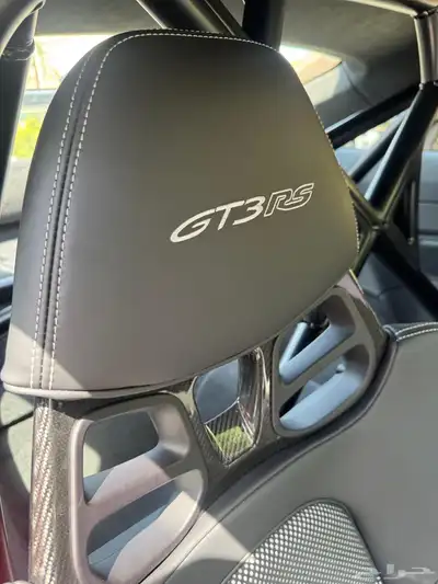 للبيع PORSCHE GT3 RS 5
