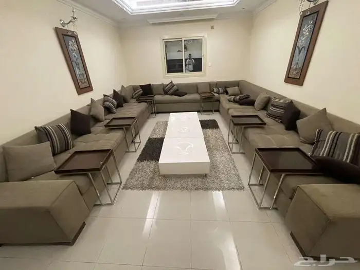 شقة مؤثثه اثاث فاخر للإيجار الشهري بجده حي الحمراء 26