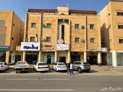للإيجار شقق عزاب على طريق الملك سلمان ببريدة 0