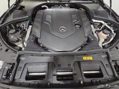 مرسيدس S580 شبه جديد داخل اوف وايت 2022 عرض ناري 12