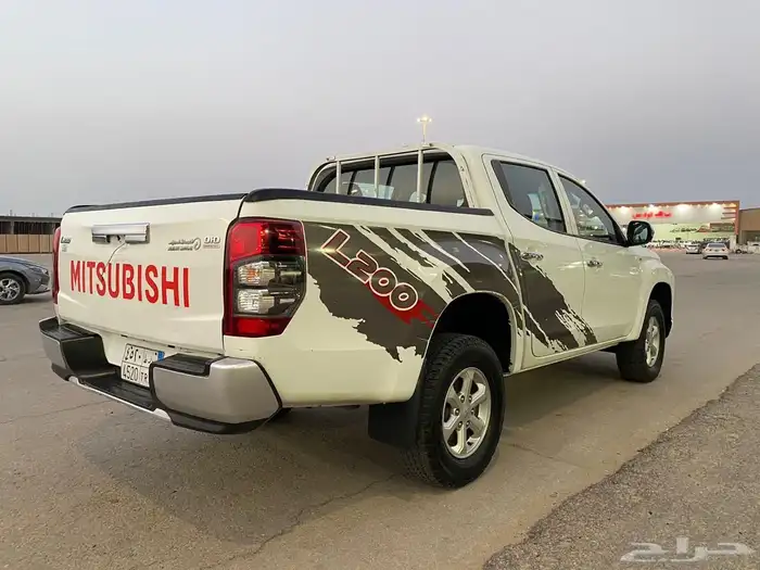 موستبيشي L200 2020 3