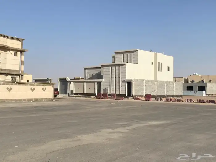 للبيع دور وشقة حي اليرموك 1