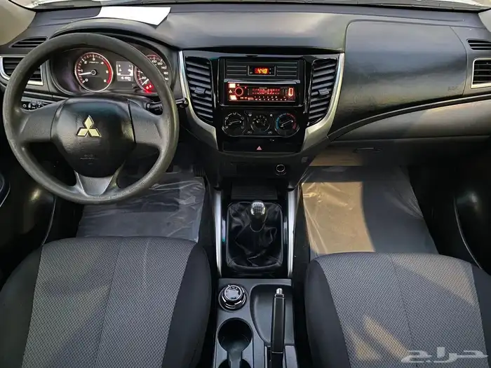 موستبيشي L200 2020 6