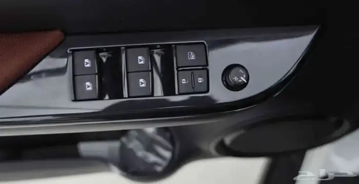 هايلكس S-GLX 2025 فل كامل 12