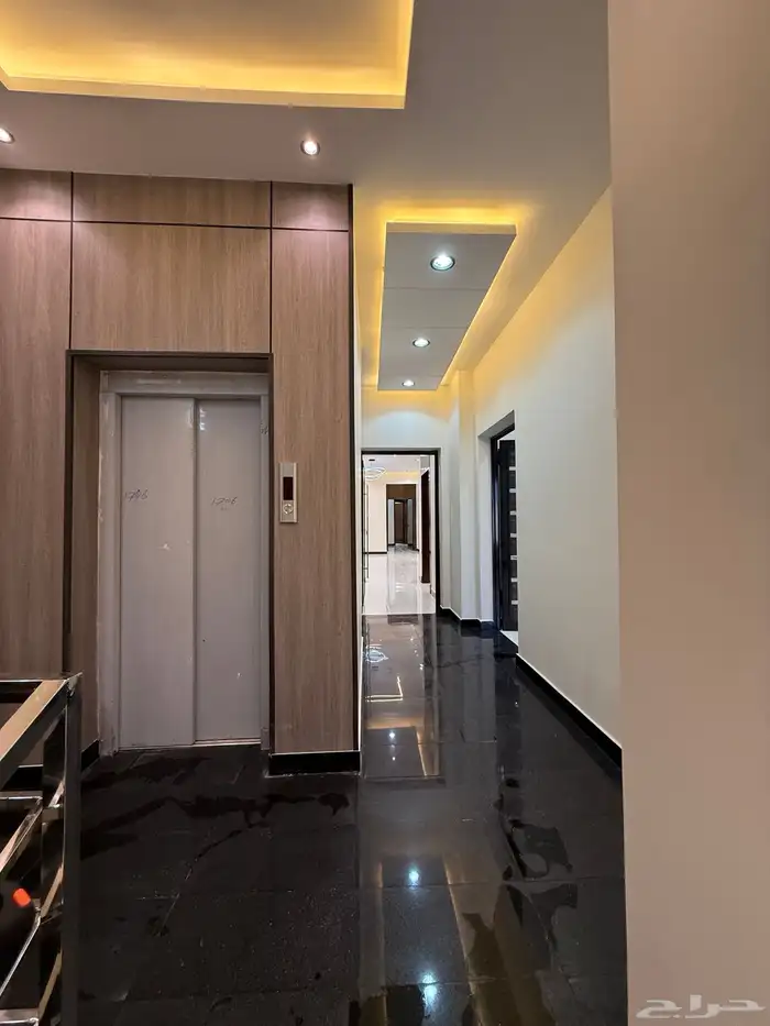 للبيع شقق سكنيه ب احد رفيدة حى العزيزيه مقابل مسجد وحديقه 33