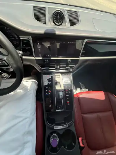 بورش ماكان 2023 17
