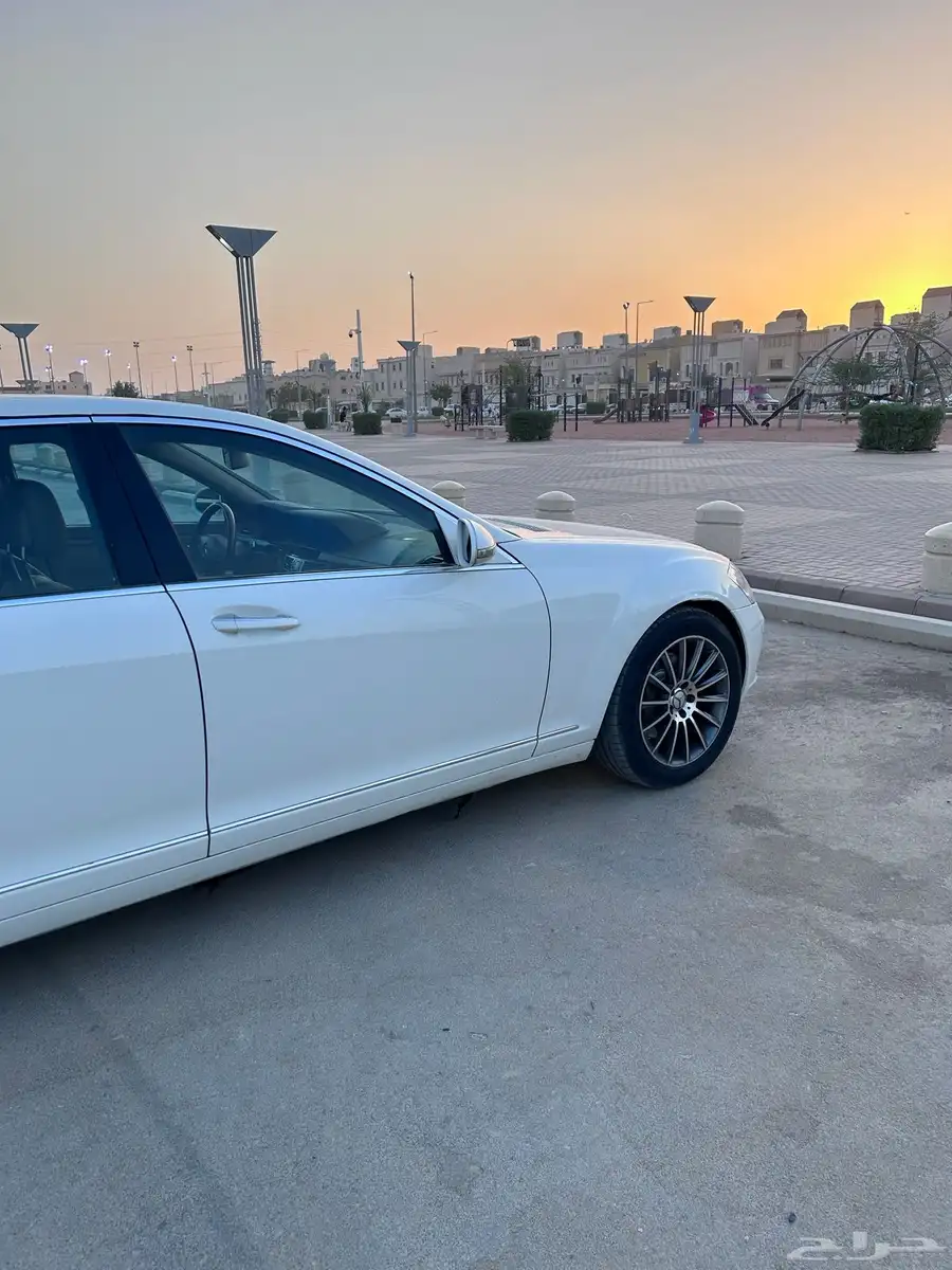 مرسيدس s350 موديل 2009 4
