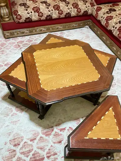 طاولة للبيع 0