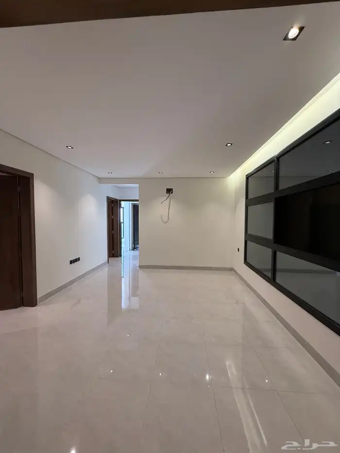 للبيع شقق سكنيه بحى الاطلاله ب ابها مطله ع بحيرة السد 7