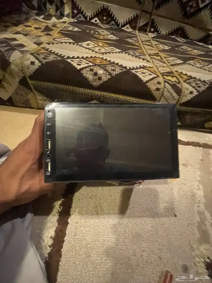 شاشة لمس اندرويد كانت راكبة على شاص تركب على اغلب السيارات 4