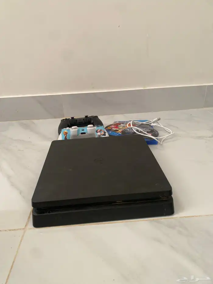 السلام عليكم سوني4نضيف شريه قبل 3شهور مدخل صيانه ابد سليم 0