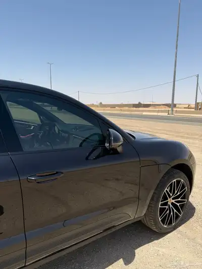 بورش ماكان 2023 12