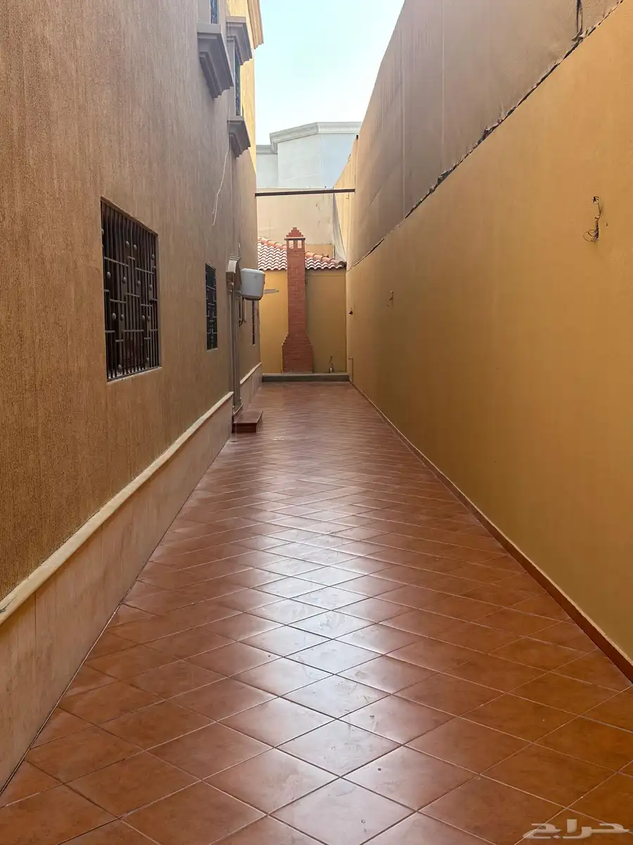 فله للبيع مساحة 495 2